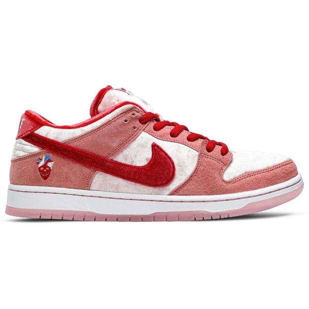 uabat Nike SB Dunk Low StrangeLove Skateboards